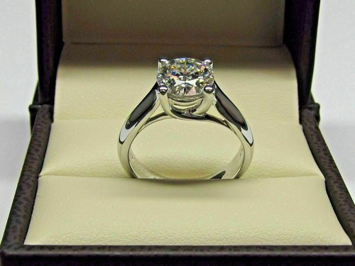 Anello fidanzamento - di,
